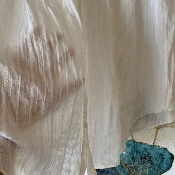 Böhme Ruffle Sleeve Button Down Blouse - Picture 4 of 5